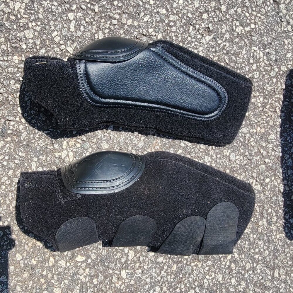 Brushing Boots for horse SZ medium